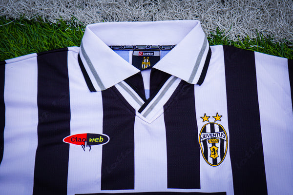 Jersey Juventus Local Version Exclusiva Europea Temporada 2000-01 (Talla M)