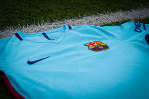 Jersey FC Barcelona Version Jugador Visitante Temporada 2017-18 (Talla M)